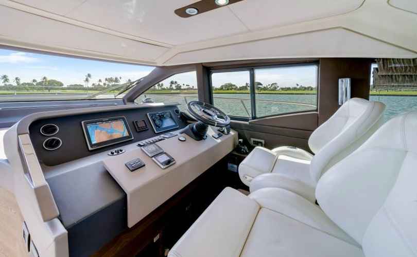 Photo Azimut 50 (2017)