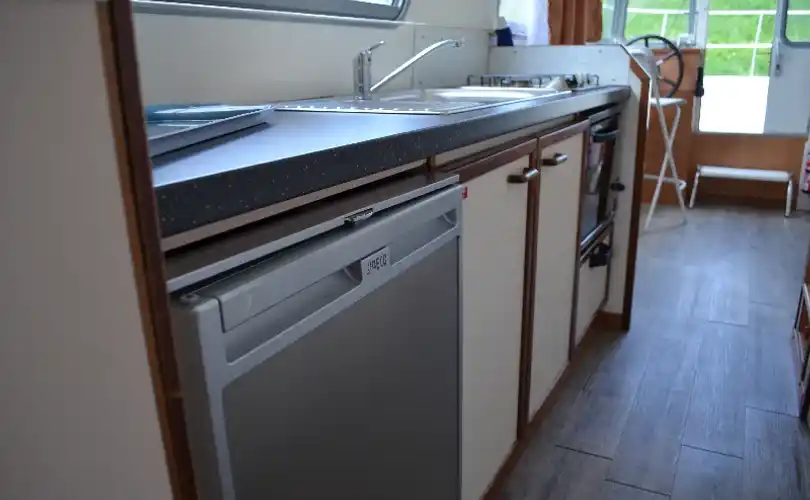 Photo Espade Concept Fly