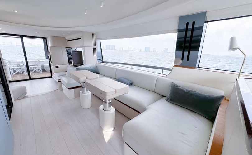 Photo Azimut 68 Fly (2023)