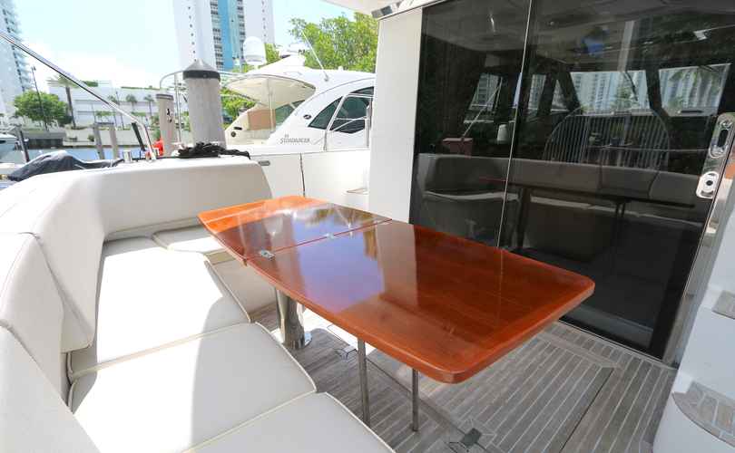 Photo Azimut 43 Magellan (2014)