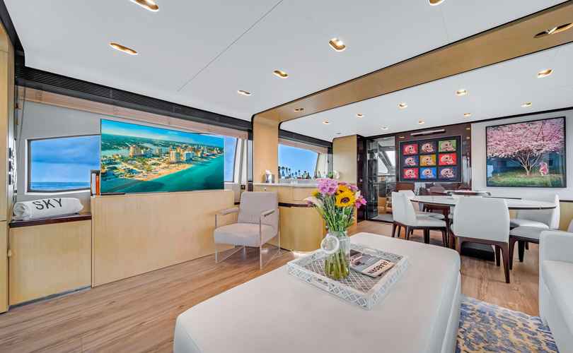 Photo Azimut 84 (2013)