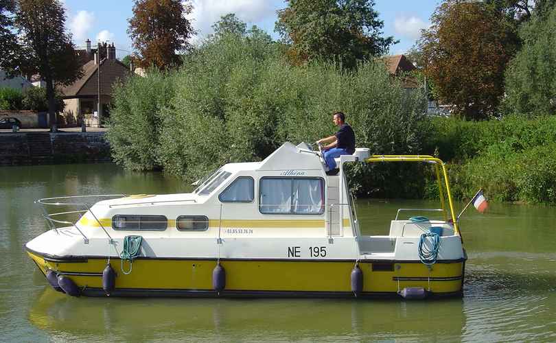 Photo Triton 860 Fly