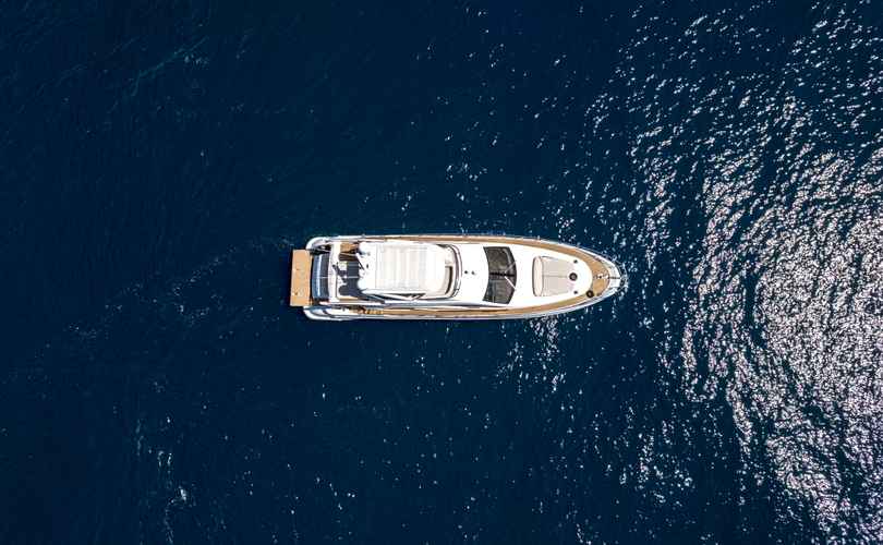 Photo Azimut 64 Fly (2013)