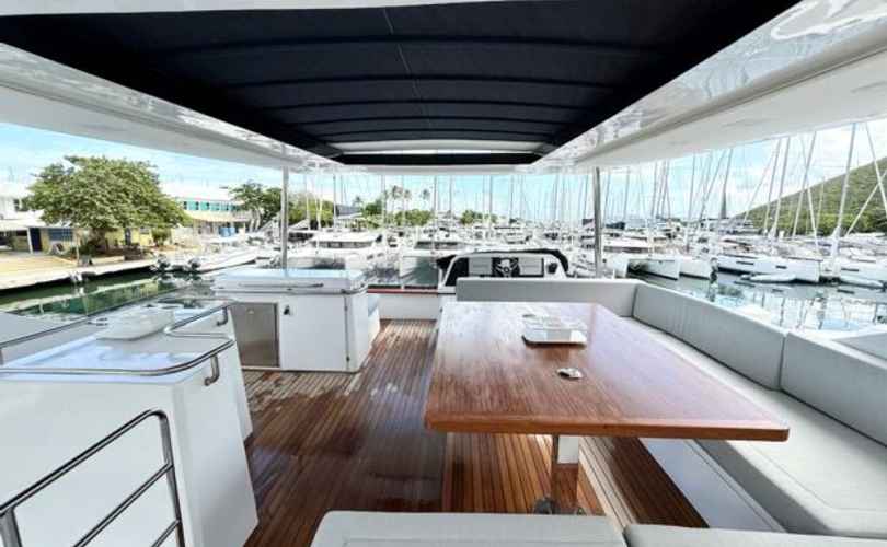 Aventura 50 MY
