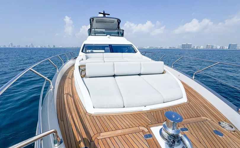 Photo Azimut 68 Fly (2023)
