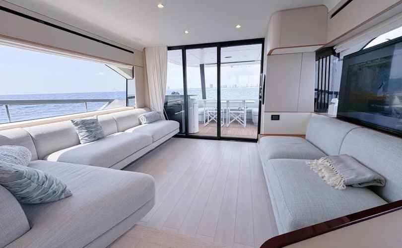 Photo Azimut 68 Fly (2023)