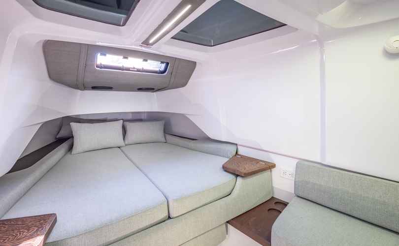 Photo Axopar 37 Sun Top (2025)