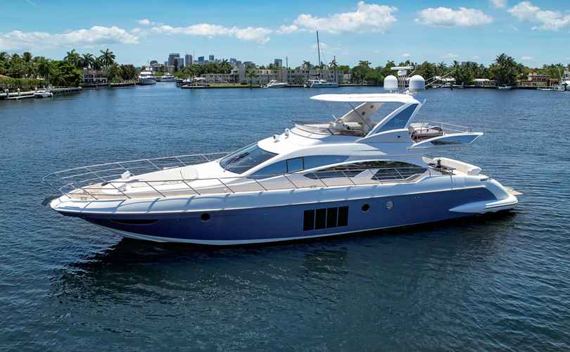 Photo Azimut 64 Fly (2013)