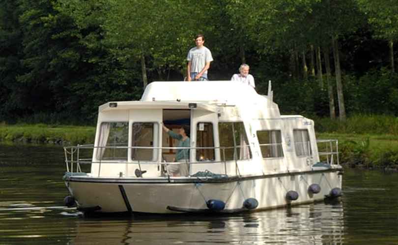 Photo Espade Concept Fly