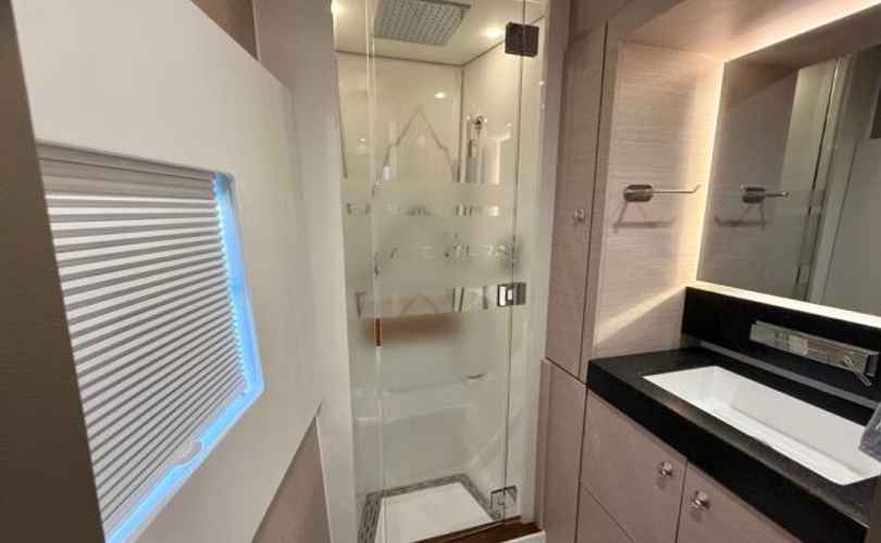 Aventura 50 MY