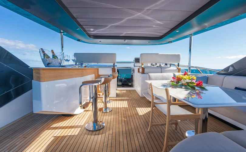 Azimut Grande 27