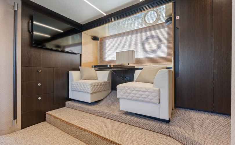 Photo Azimut 70 (2018)