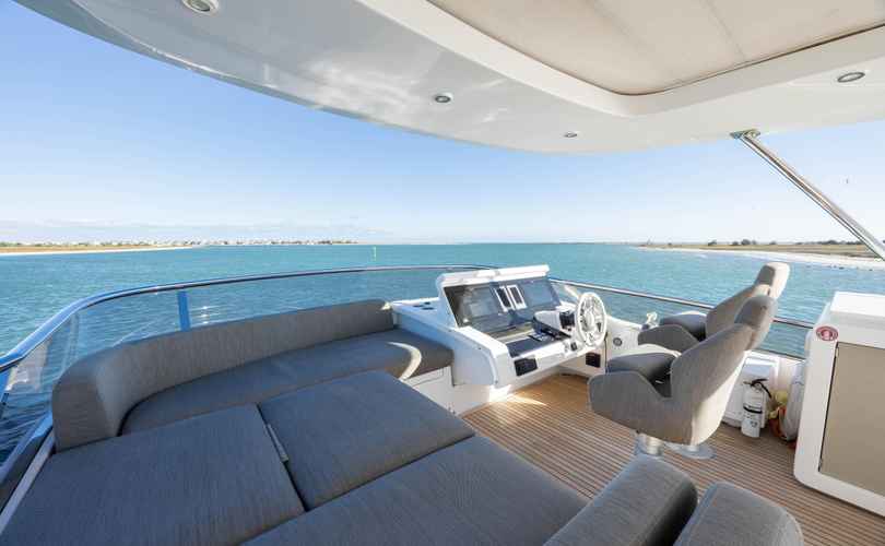 Azimut 72 Flybridge