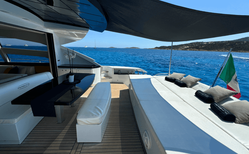Pershing 80