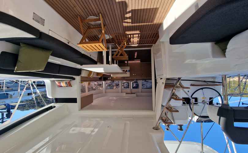 Lagoon 43