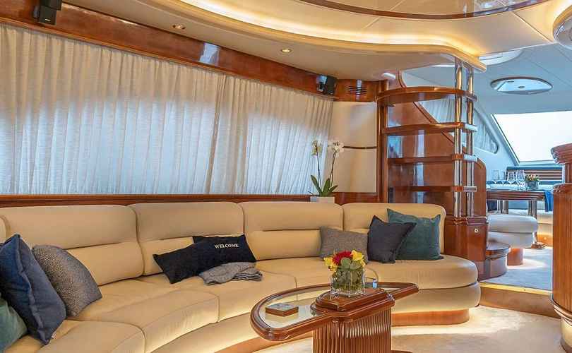 Photo Azimut 74 (2003)