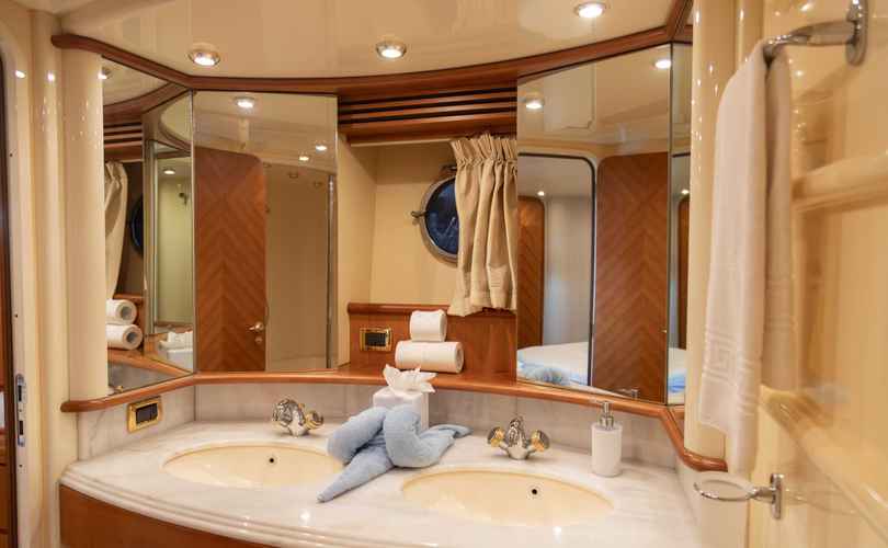 Photo Azimut 68 Evolution (2003)