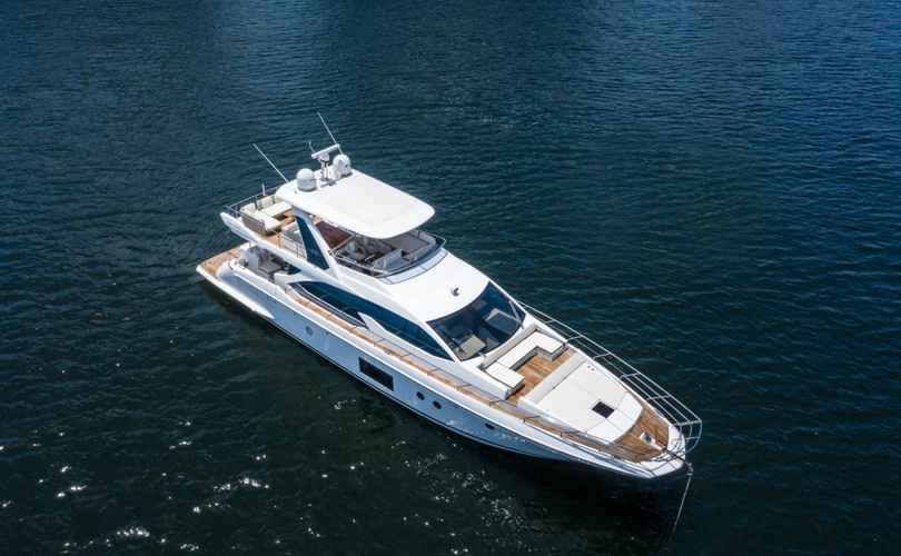 Photo Azimut 66 (2016)