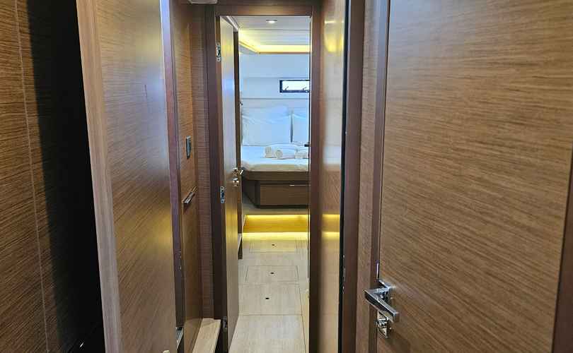 Photo Lagoon 46 (2020)