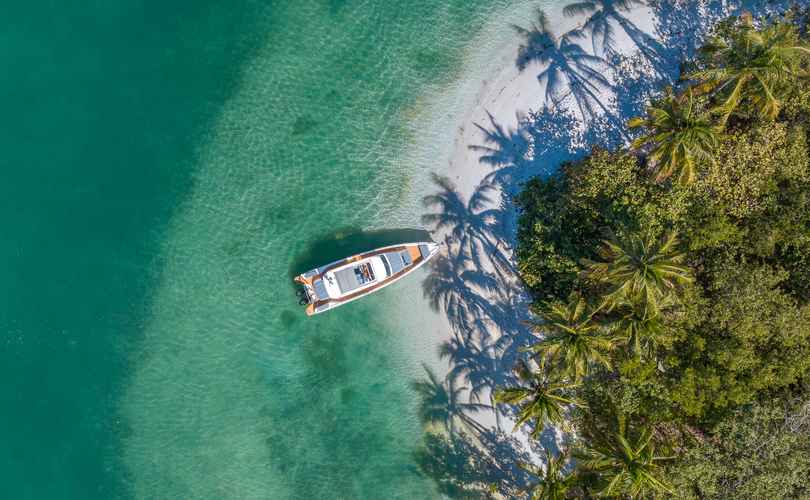 Photo Axopar 37 Sun Top (2025)