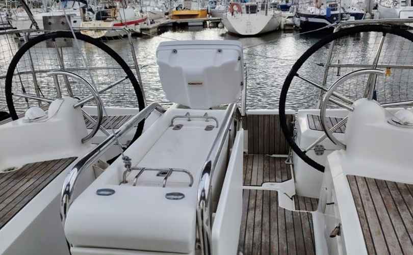 Photo Sun Odyssey 379 (2013)