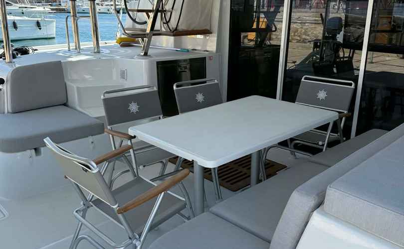 Photo Lagoon 43 (2026)