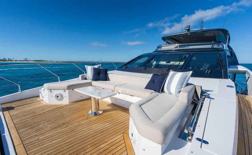 Azimut Grande 27