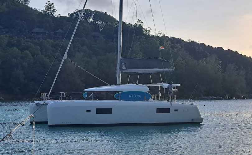 Lagoon 42