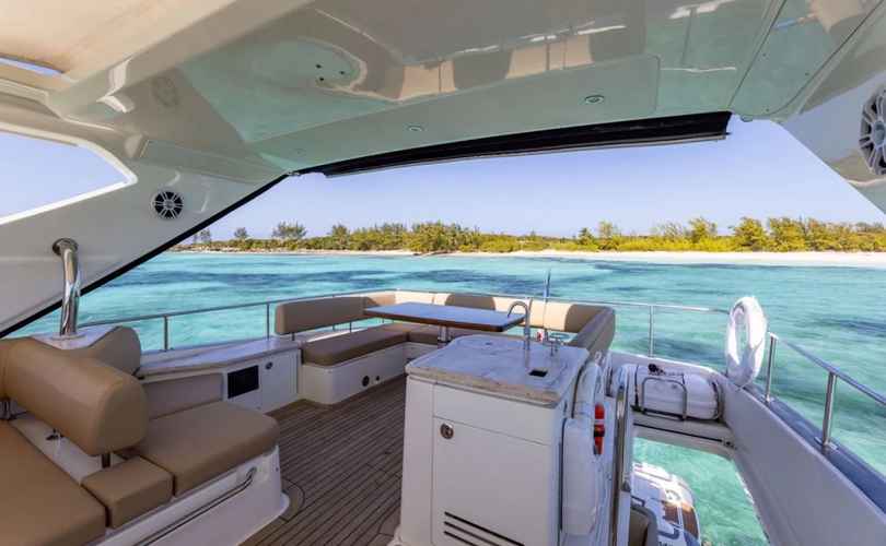 Photo Sea Ray L650 Fly (2016)