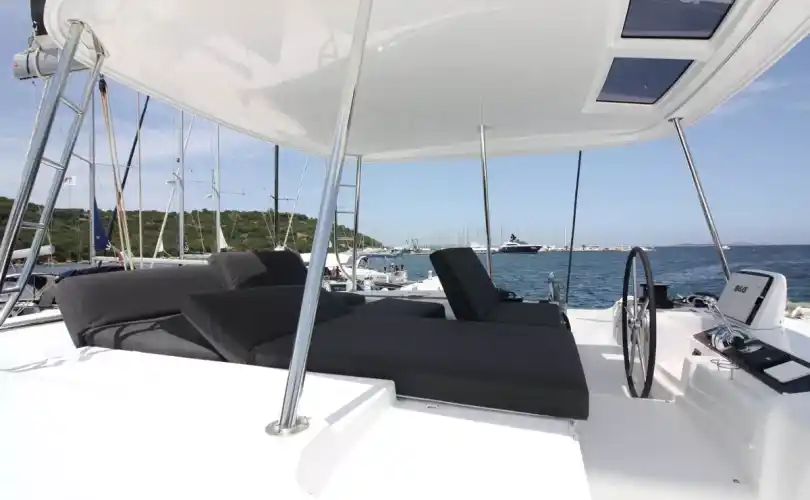 Lagoon 46