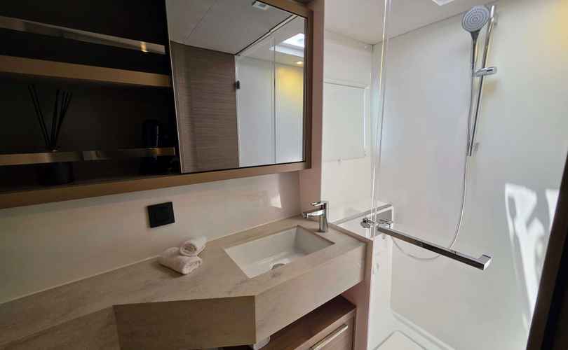 Lagoon 46