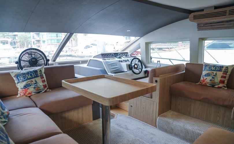 Majesty 48