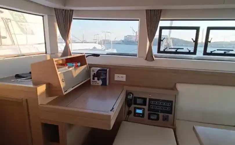 Photo Lagoon 40 (2024)