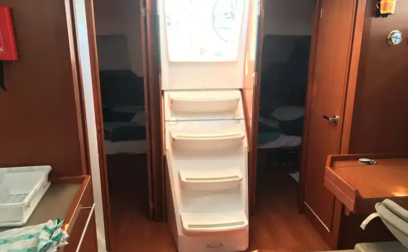 Oceanis 38.1