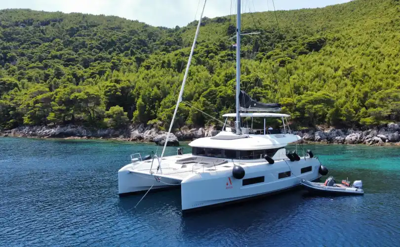 Lagoon 55