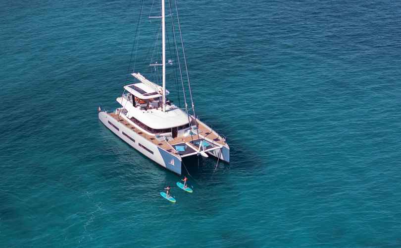 Lagoon Seventy 7