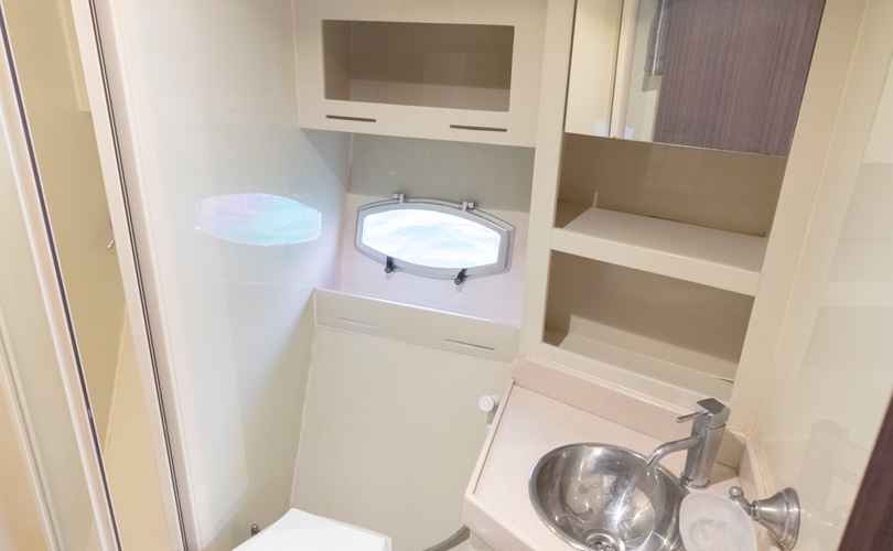 Photo Oryx 46 Fly (2008)