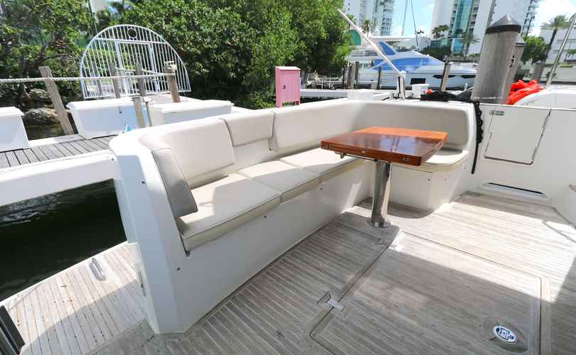 Photo Azimut 43 Magellan (2014)