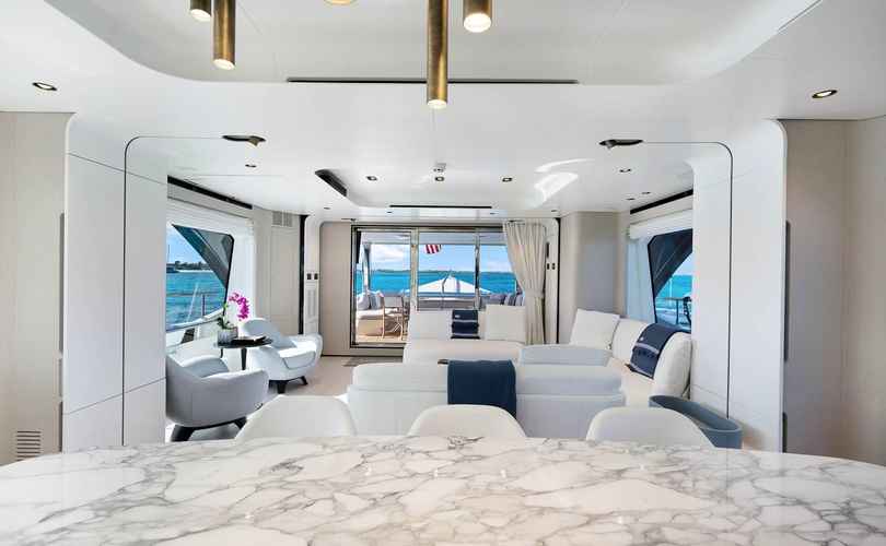Azimut Grande 27