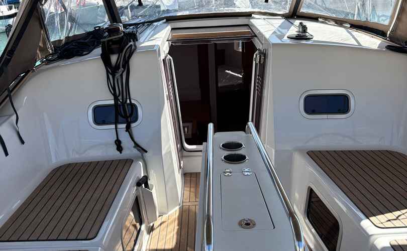 Photo Sun Odyssey 380 (2025)