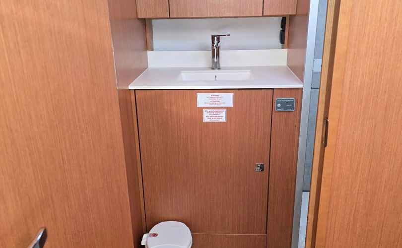 Photo Bavaria C42 (2025)