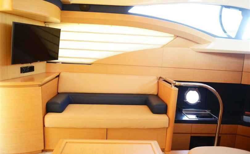 Photo Azimut 43 Fly (2010)