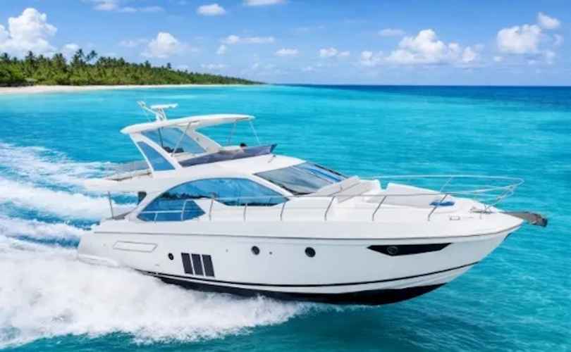 Photo Azimut 50 (2017)