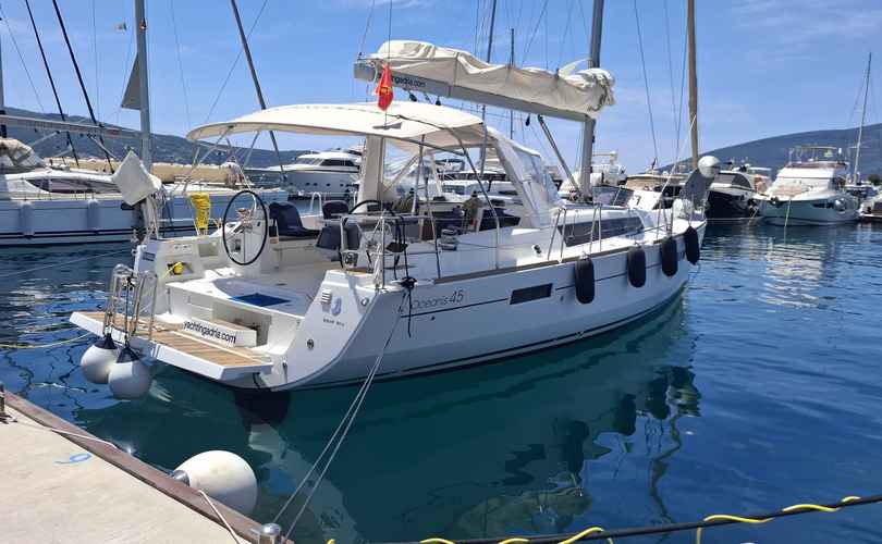 Oceanis 45