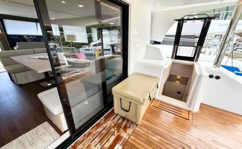 Aventura 50 MY