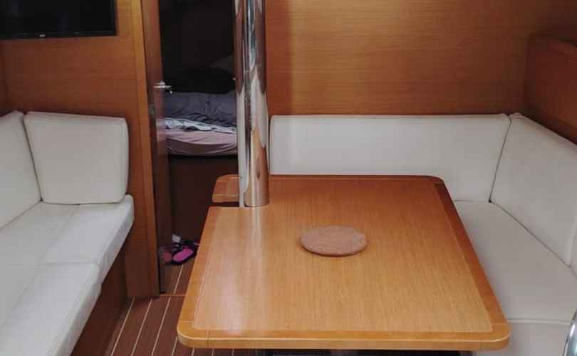 Photo Sun Odyssey 379 (2013)
