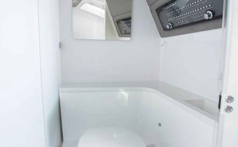 Photo Axopar 37 Sun Top (2023)