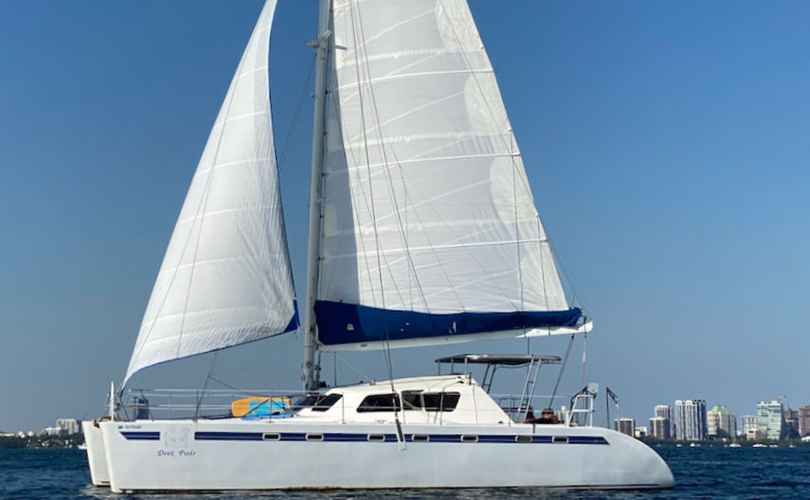 Photo Custom Built 48 (1990)