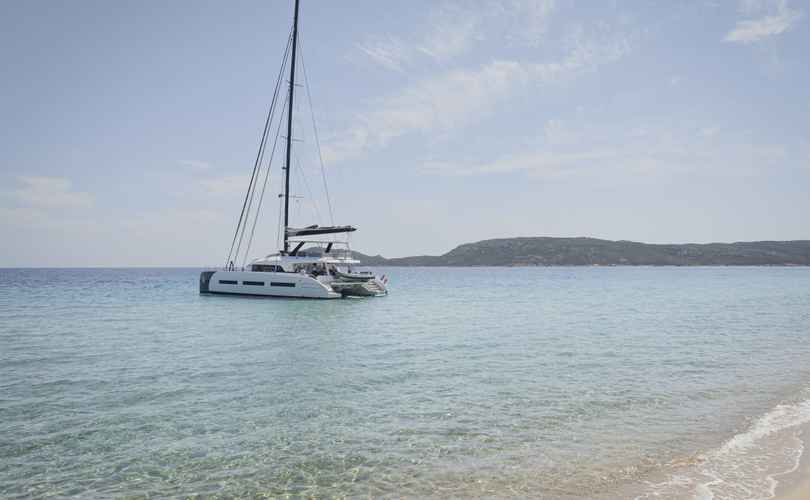 Lagoon Seventy 7