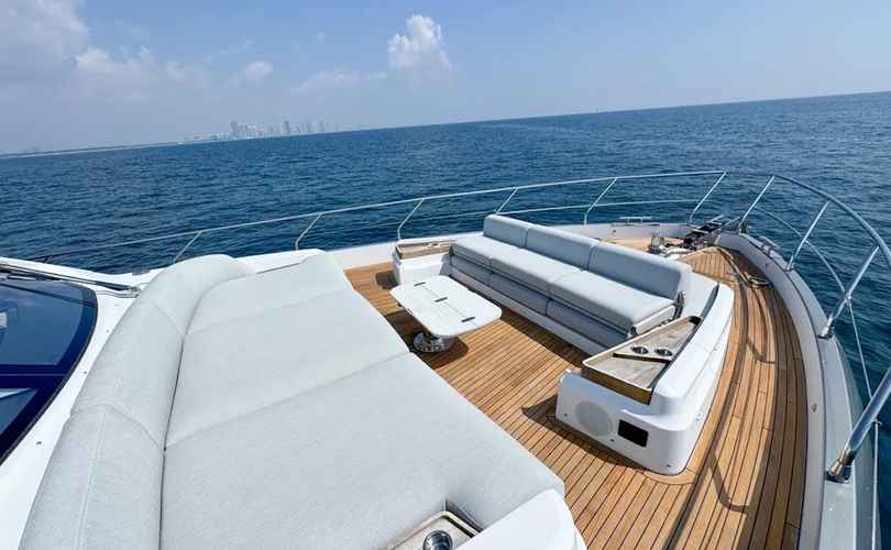 Photo Azimut 68 Fly (2023)